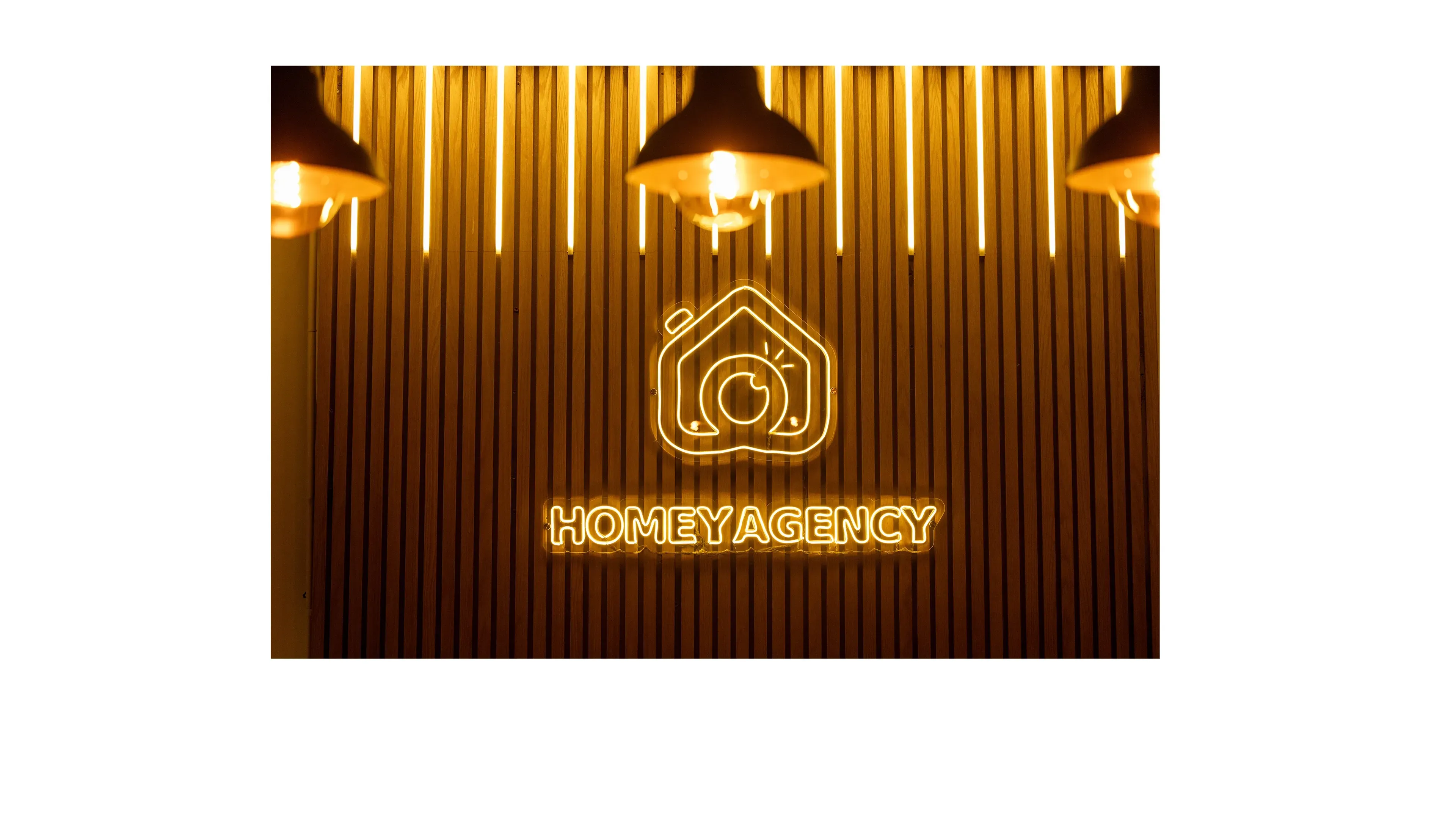 Home — trust bar background